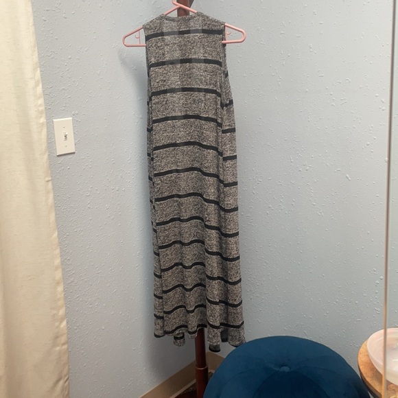 LuLaRoe Joy Stripes - Picture 2 of 2